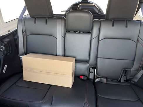 New 2025 Jeep Wrangler Rubicon w/ Steel Bumper Group image 13