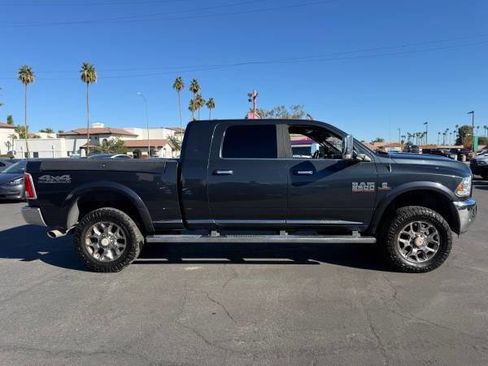 Used 2017 RAM 2500 Limited image 4