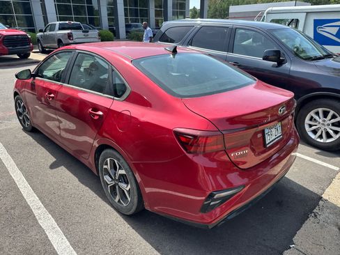 Used 2020 Kia Forte LXS FWD image 3