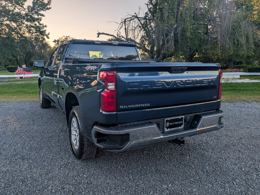 Used 2023 Chevrolet Silverado 1500 LT AWD/4WD image 8