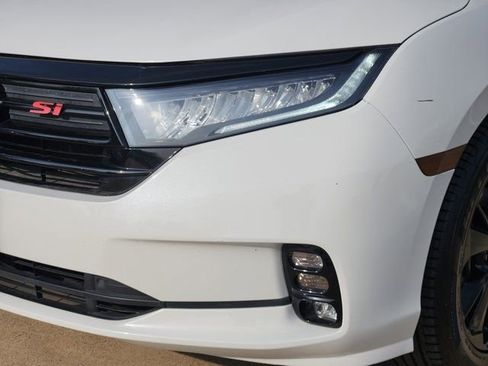 Used 2023 Honda Odyssey Sport image 17