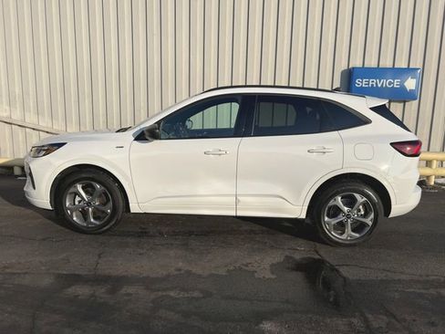 Used 2023 Ford Escape ST-Line w/ Tech Pack #1 image 6