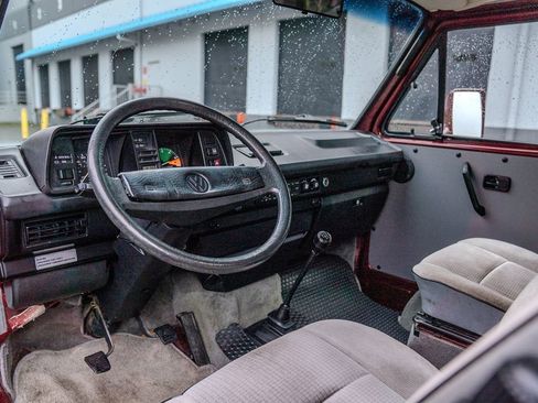 Used 1990 Volkswagen Vanagon GL image 25