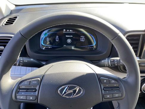 New 2026 Hyundai Venue SEL FWD image 15