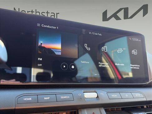 Used 2025 Kia K4 LXS image 16