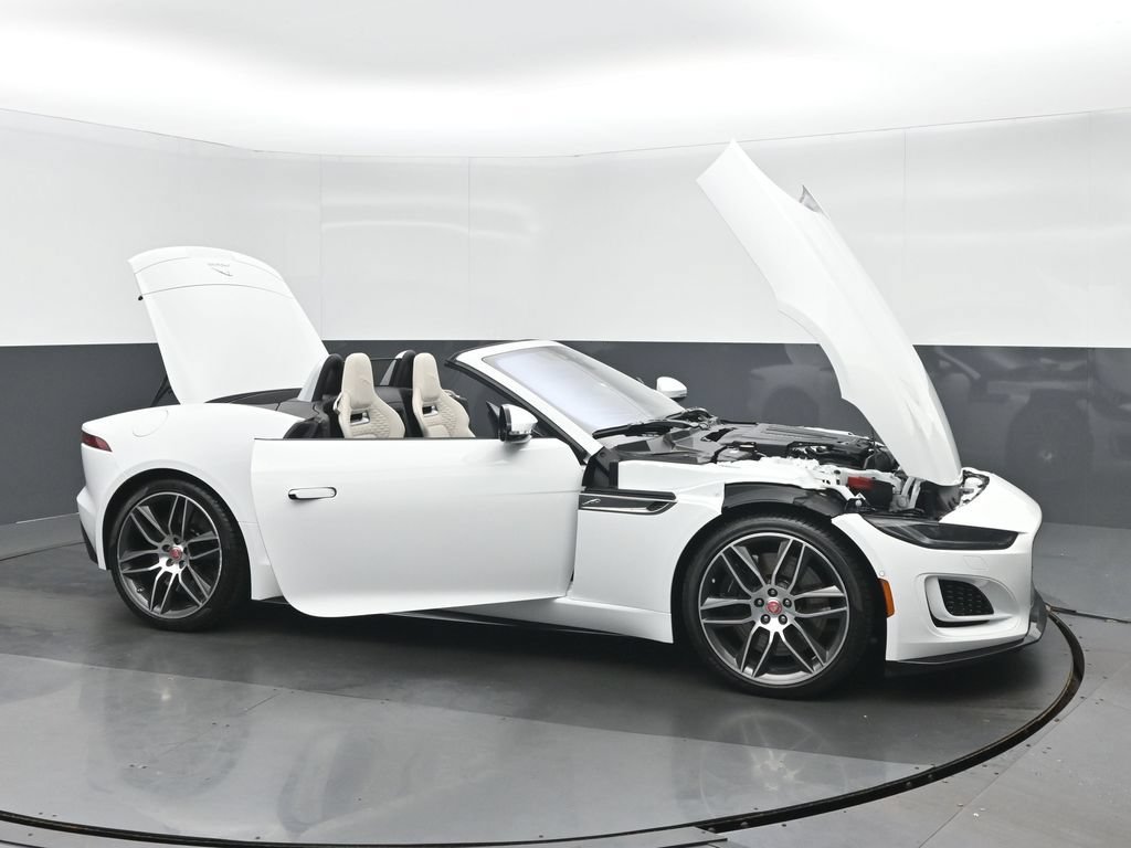 Used 2023 Jaguar F-TYPE R-Dynamic AWD/4WD image 36