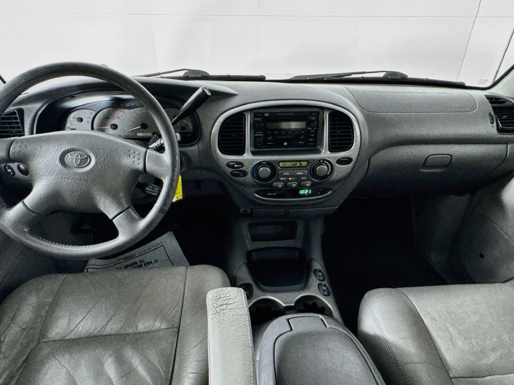 Used 2001 Toyota Sequoia Limited RWD image 25
