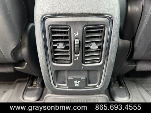 Used 2020 Jeep Grand Cherokee Altitude AWD/4WD image 17