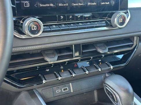 Certified 2023 Chevrolet Colorado LT w/ LT Convenience Package image 9