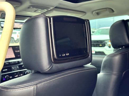 Used 2021 Nissan Armada Platinum w/ Captain's Chairs Package image 23