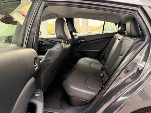 Used 2017 Toyota Prius Three Touring FWD image 23