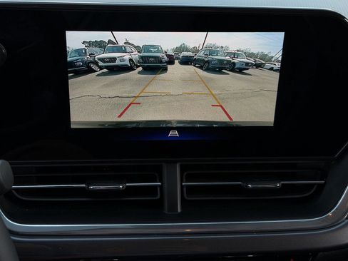 Used 2025 Chevrolet Trax ACTIV w/ Driver Confidence Package image 15