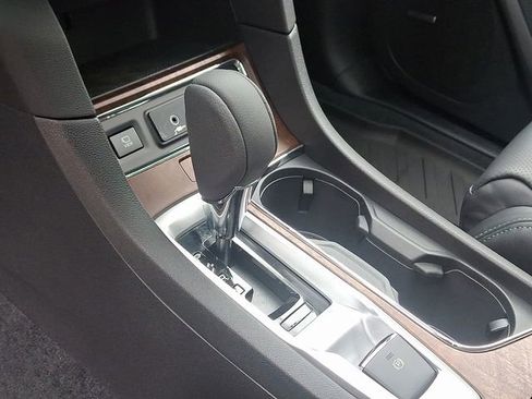 New 2025 Subaru Ascent Touring image 8