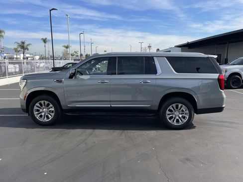 New 2026 GMC Yukon XL Denali image 8