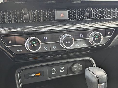 Used 2024 Honda CR-V EX-L image 18