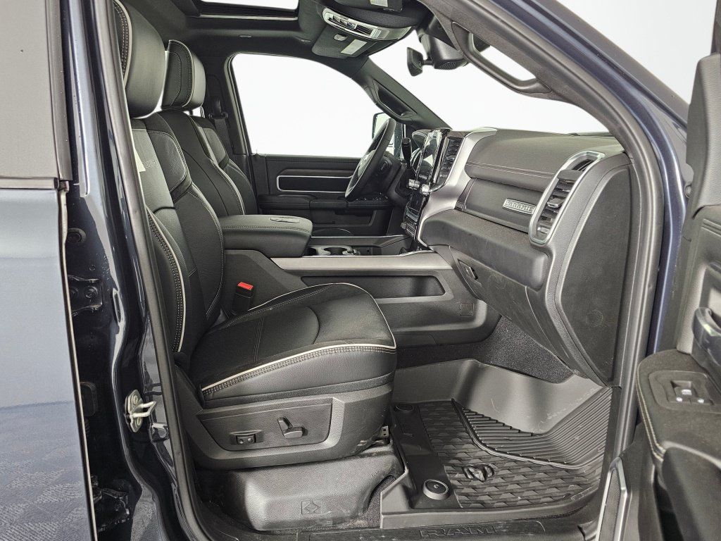 New 2026 RAM 3500 Laramie w/ Night Edition AWD/4WD image 40