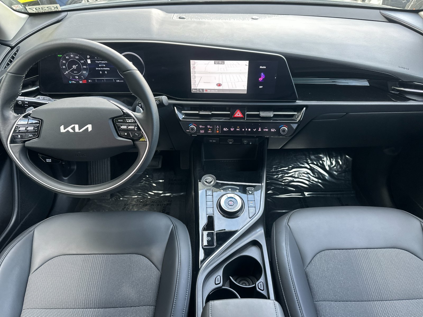 Used 2024 Kia Niro Wind FWD image 13