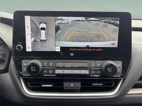 Used 2024 Toyota Grand Highlander XLE image 14