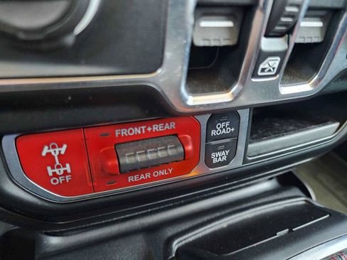 Used 2021 Jeep Gladiator Rubicon AWD/4WD image 28