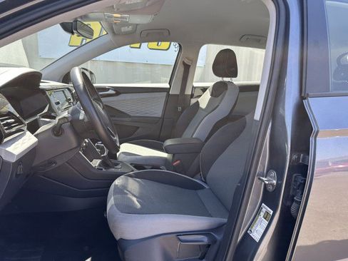 Used 2024 Volkswagen Taos S FWD image 5