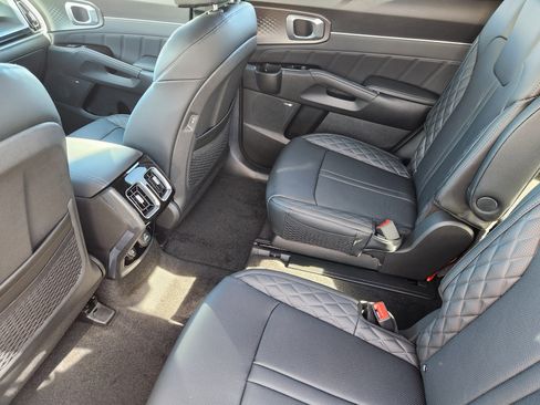New 2026 Kia Sorento SX Prestige AWD/4WD image 9