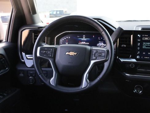 Used 2024 Chevrolet Silverado 1500 LT AWD/4WD image 22