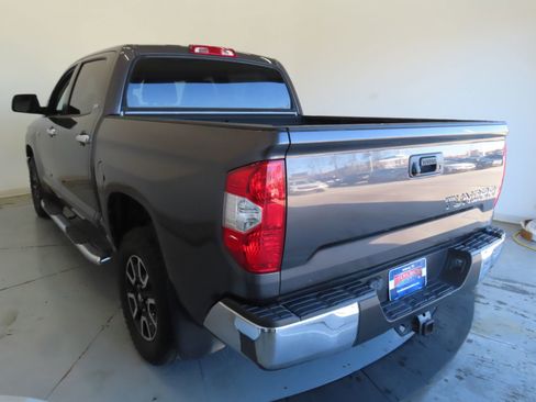 Used 2019 Toyota Tundra SR5 w/ SR5 Upgrade Package image 6