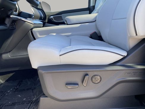 New 2026 Ford Expedition Max Platinum w/ Platinum Ultimate Package image 19