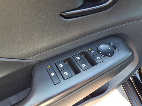 Used 2024 Hyundai Kona SEL image 12