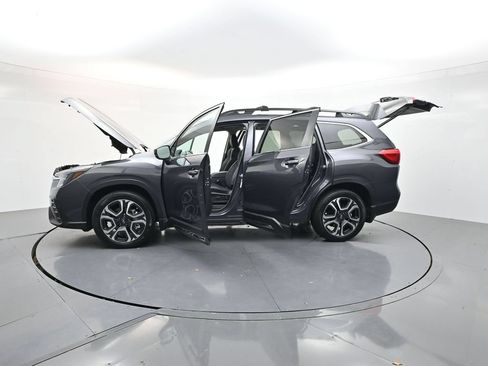 Used 2024 Subaru Ascent Limited w/ Technology Package AWD/4WD image 35