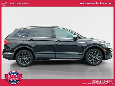 Used 2022 Volkswagen Tiguan SE image 6