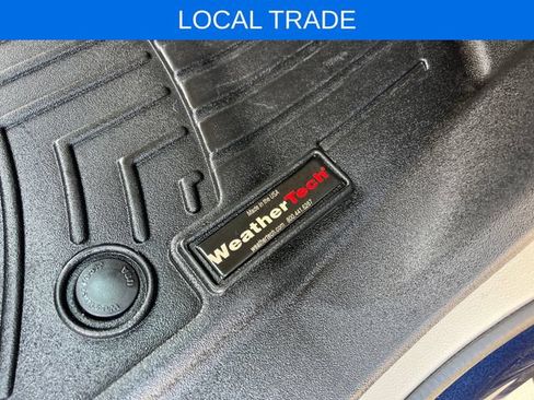 Used 2018 Chrysler Pacifica Touring-L Plus w/ Advanced Safetytec Group FWD image 18