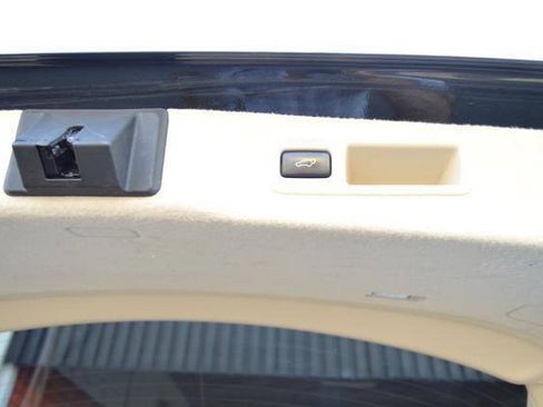 Used 2011 Lexus RX 350 AWD w/ Premium Pkg image 43