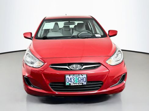 Used 2013 Hyundai Accent GLS FWD image 2