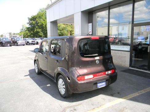 Used 2009 Nissan Cube 1.8 S w/ Interior Designer Pkg FWD image 8