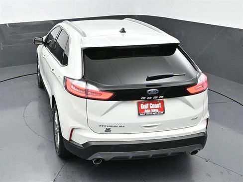 Certified 2024 Ford Edge Titanium AWD/4WD image 39