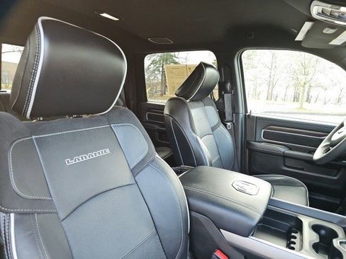 Used 2025 RAM 2500 Laramie image 12