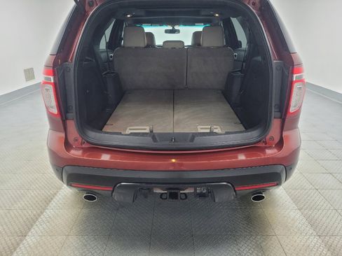 Used 2014 Ford Explorer XLT w/ Equipment Group 202A image 29