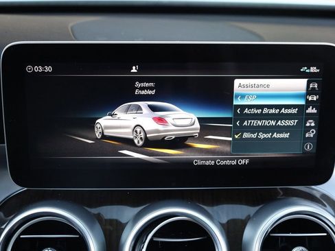 Used 2020 Mercedes-Benz C 300 C 300 Sedan image 38