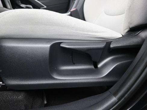 Used 2024 Toyota Corolla Cross L AWD/4WD image 21