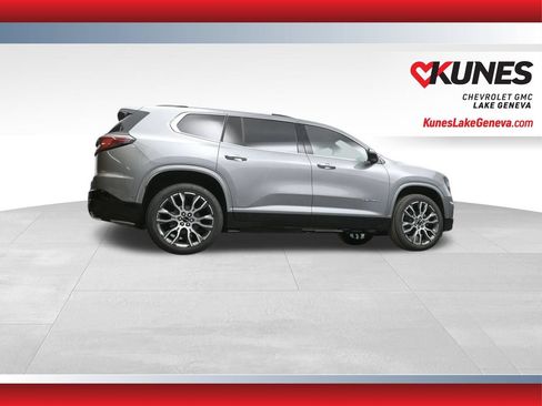New 2026 GMC Acadia Denali Ultimate w/ LPO, Floor Liner Package AWD/4WD image 45