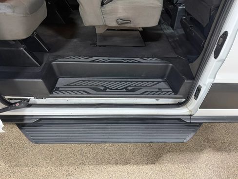 Used 2020 Ford Transit 350 XLT RWD image 23