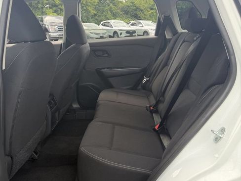Used 2023 Nissan Rogue S AWD/4WD image 26