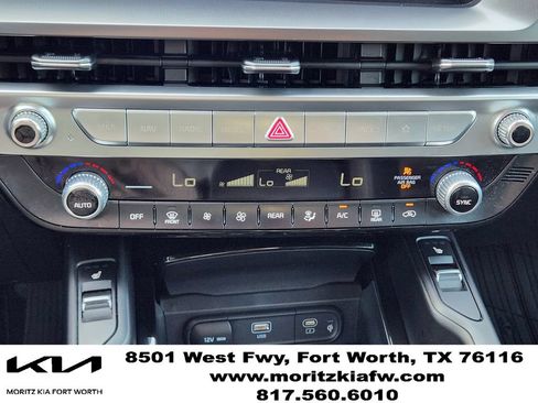 Certified 2024 Kia Telluride S w/ S Sunroof Package AWD/4WD image 18
