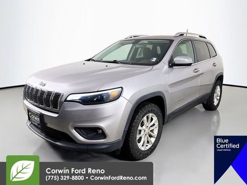 Used 2019 Jeep Cherokee Latitude w/ Cold Weather Group image 4