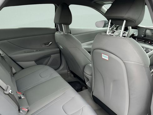 New 2026 Hyundai Elantra SEL Sport Premium FWD image 25