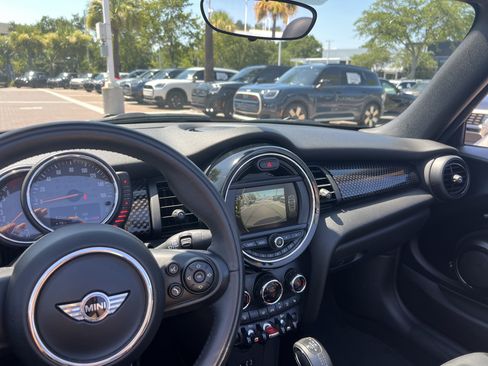 Used 2017 MINI Cooper S FWD image 28