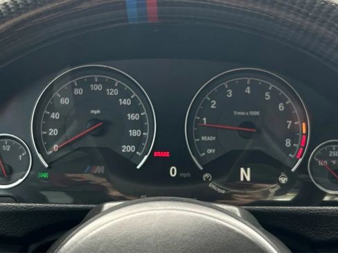 Used 2016 BMW M4 Convertible RWD image 11