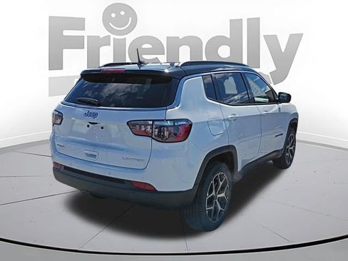 Used 2026 Jeep Compass Limited AWD/4WD image 5