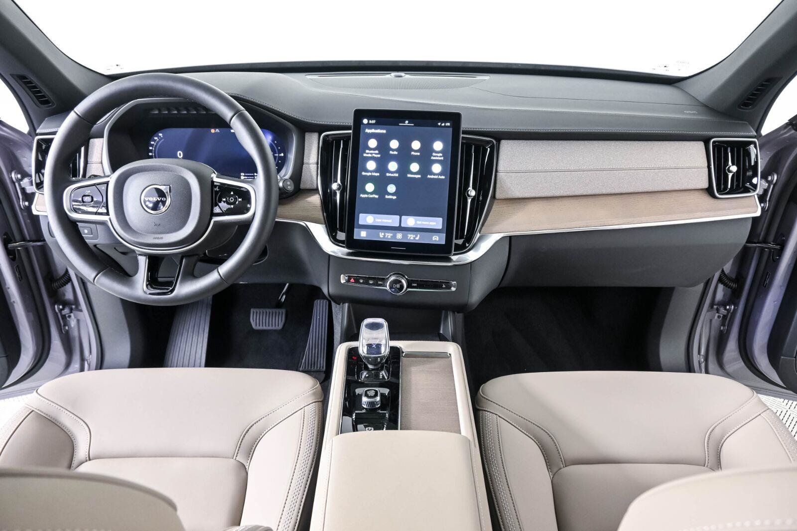 New 2026 Volvo XC90 T8 Core w/ Protection Package Premier AWD/4WD image 17
